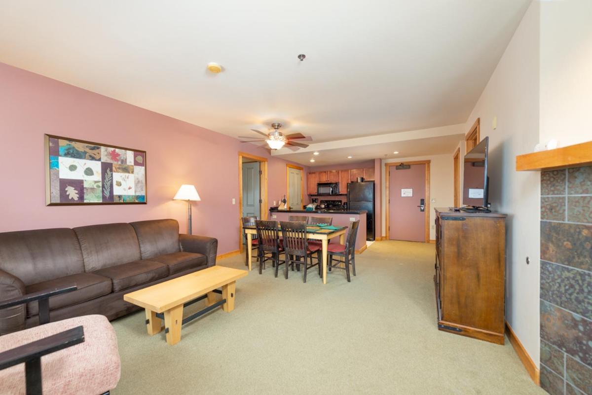 Schweitzer Mountain Resort White Pine Lodge Sandpoint Exterior photo