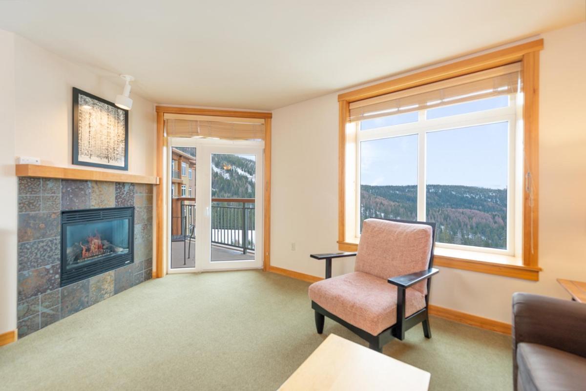 Schweitzer Mountain Resort White Pine Lodge Sandpoint Exterior photo