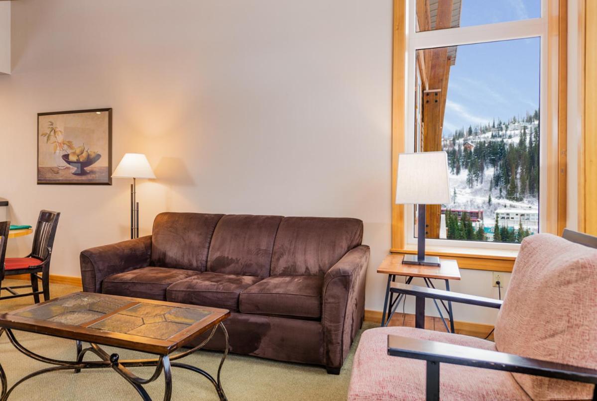 Schweitzer Mountain Resort White Pine Lodge Sandpoint Exterior photo