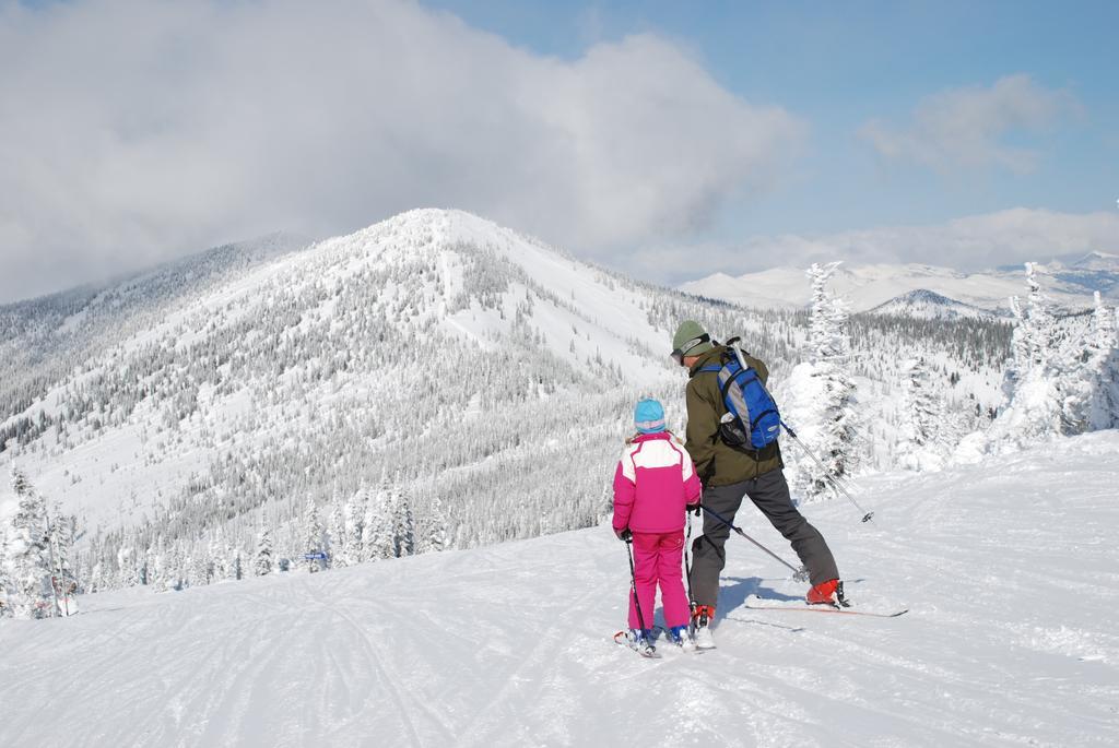 Schweitzer Mountain Resort White Pine Lodge Sandpoint Exterior photo