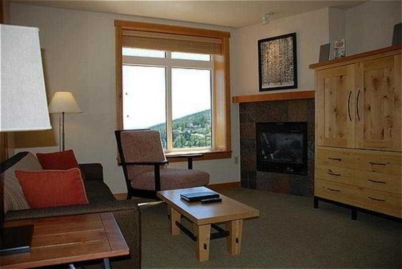 Schweitzer Mountain Resort White Pine Lodge Sandpoint Exterior photo