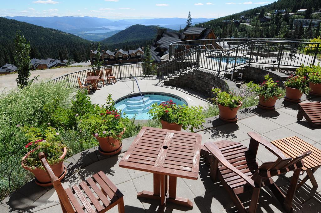 Schweitzer Mountain Resort White Pine Lodge Sandpoint Exterior photo